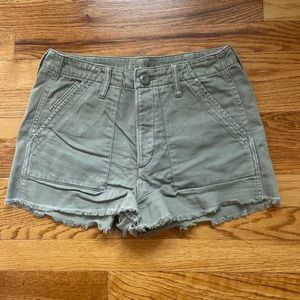 American Eagle green cargo shorts, size 2